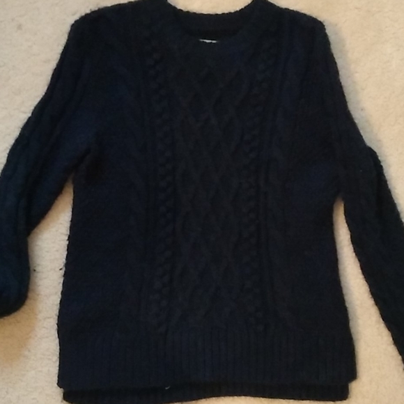 Sweater - Picture 1 of 2